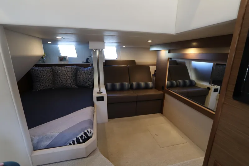 Slide: The Image of Interior of 2015 Cruisers Yachts 45 Cantius with cozy sleeping area. - 5