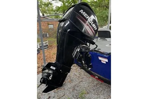 Slide: The Image of 2017 Tracker Pro Team 175 TF boat with Mercury outboard motor. - 7