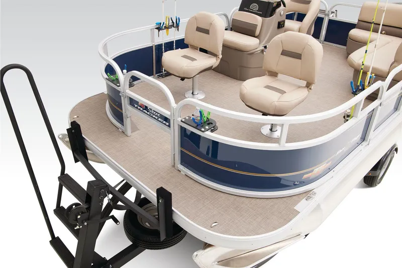 Slide: The Image of Manufacturer Provided Image: Sun Tracker BASS BUGGY 16 XL SELECT - 10