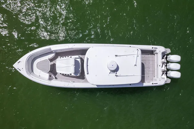 Slide: The Image of Intrepid 407 Nomad FE 2022 - 28