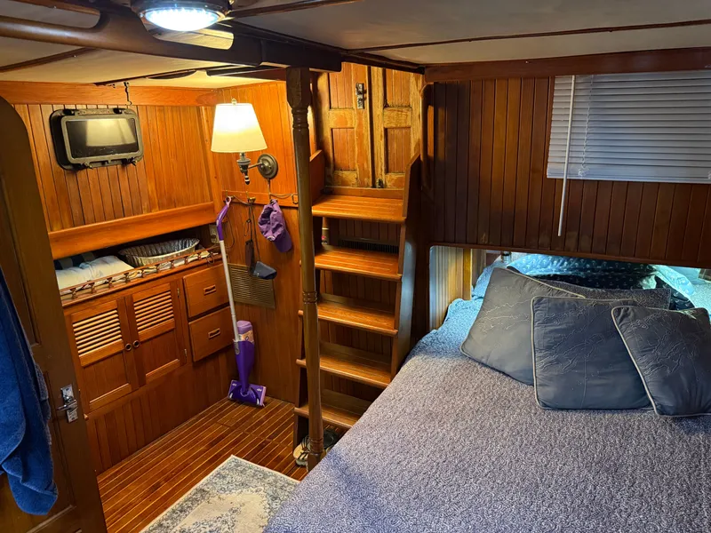 Slide: The Image of DeFever 41 1983 - 26