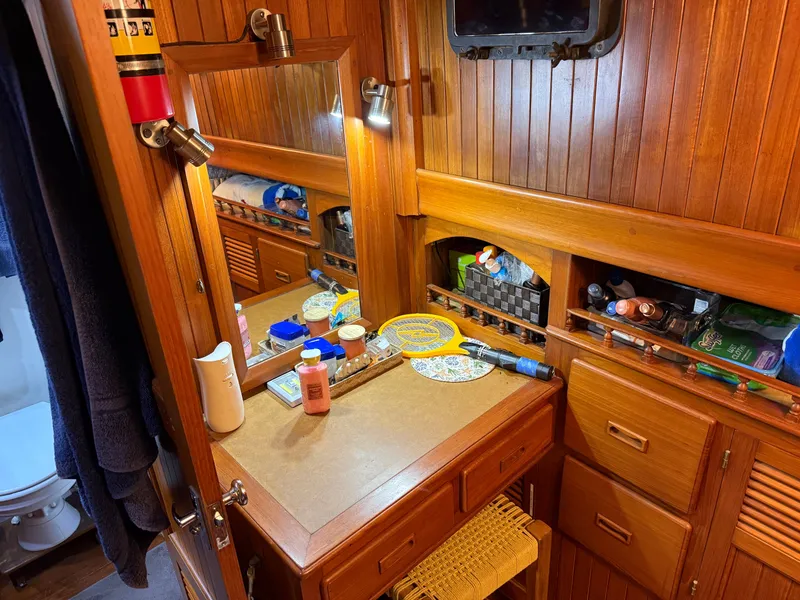 Slide: The Image of DeFever 41 1983 - 30