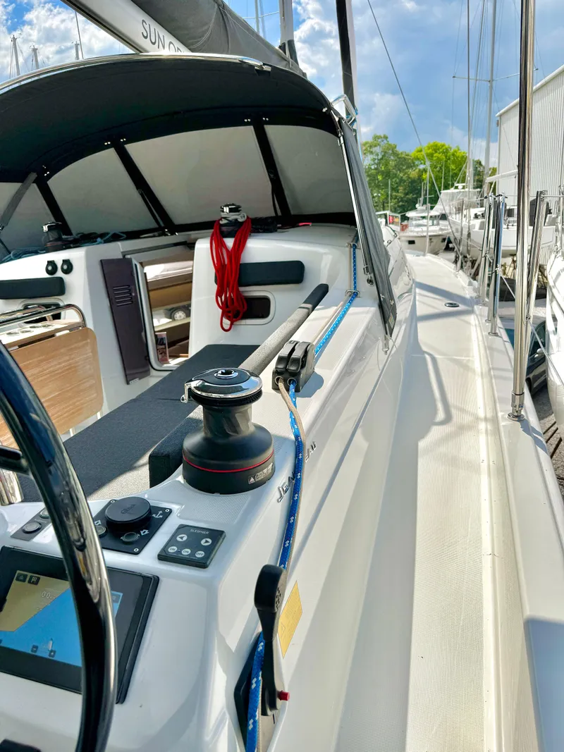 Slide: The Image of 2023 Jeanneau Sun Odyssey 380 sailboat cockpit view. - 12