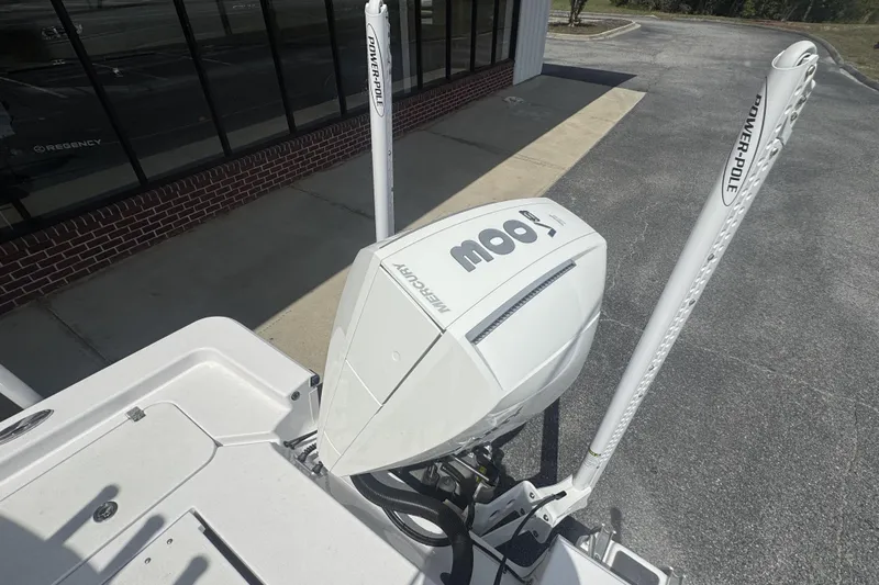 Slide: The Image of 2025 Sportsman Masters 247OE Bay Boat with Mercury engine and Power-Pole anchors. - 10