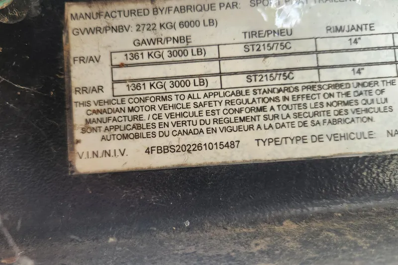 Slide: The Image of VIN label on a 2006 Correct Craft 196, detailing weight and tire specifications. - 8