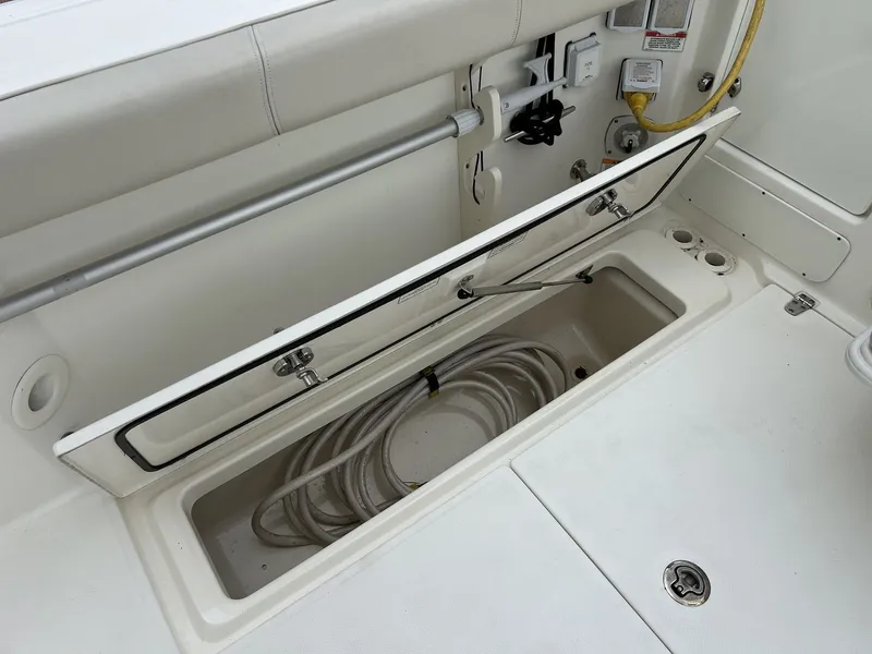Slide: The Image of Boston Whaler 285 Conquest 2019 - 14