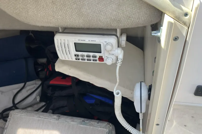 Slide: The Image of VHF marine radio inside 1998 Grady-White Seafarer 226 boat cabin. - 24