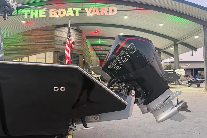 Slide: The Image of 2019 Metal Shark 28 CC boat with Racing 300 engine at The Boat Yard. - 9