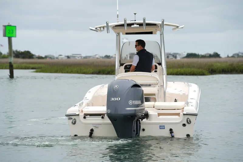 Slide: The Image of 2015 Grady-White 251 Coastal Explorer boat with Yamaha engine on calm water. - 7