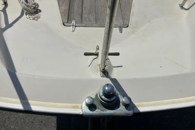 Slide: The Image of 1983 Boston Whaler 17 Montauk boat deck with cleat and railing details. - 7