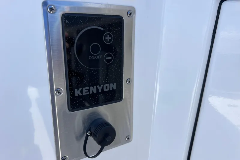 Slide: The Image of Kenyon control panel on 2023 Blackfin 272 DC boat. - 38