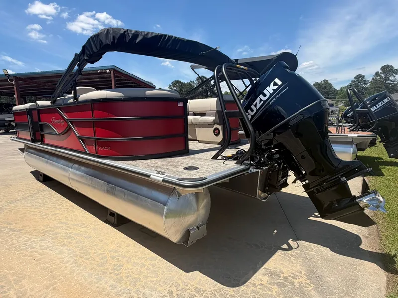 Slide: The Image of Bentley Pontoons Legacy 223 SPORT3 Navigator 2026 - 2