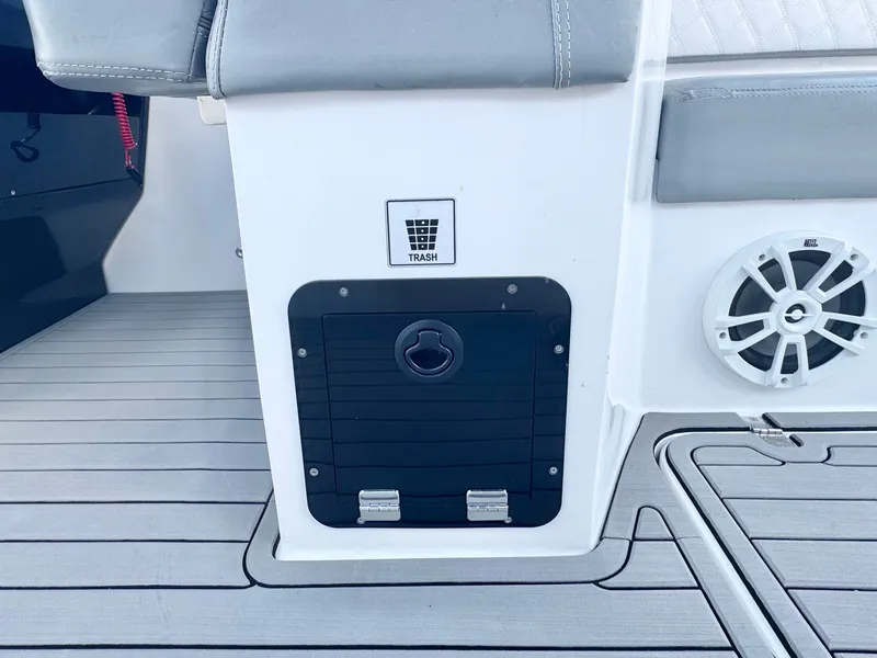 Slide: The Image of Interior of 2024 L'acqua Royale LR280 GRAN CABRIO with speaker and trash compartment. - 24