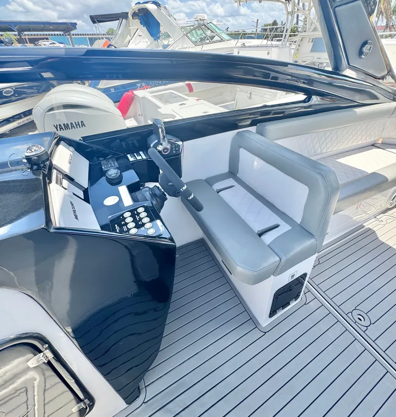 Slide: The Image of Interior of 2024 L'acqua Royale LR280 GRAN CABRIO with helm console. - 25