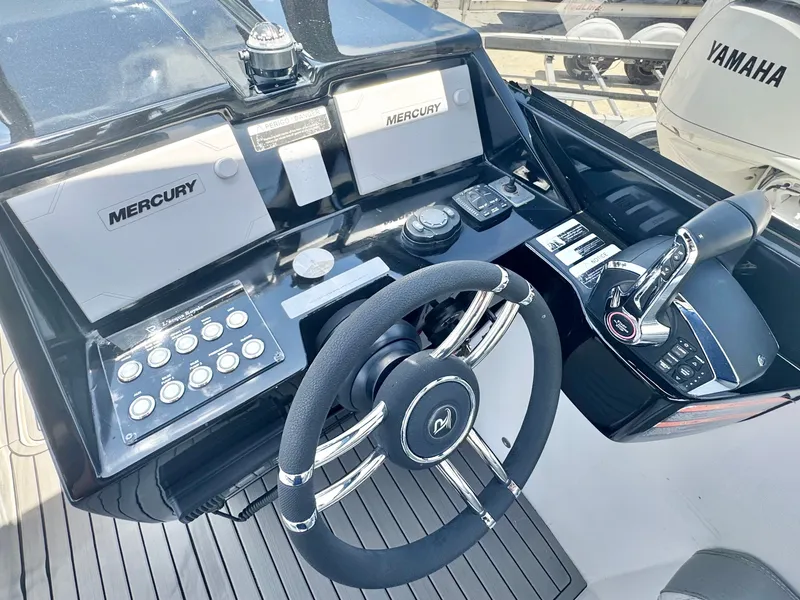 Slide: The Image of 2024 L'acqua Royale LR280 GRAN CABRIO helm with Mercury controls. - 29