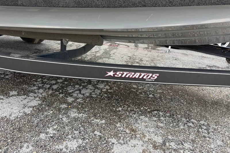 Slide: The Image of 2016 Stratos 176 VLO boat trailer with logo on pavement background. - 29