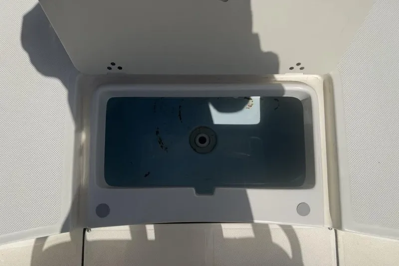 Slide: The Image of Livewell compartment on a 2021 Sea Born FX21 Bay boat. - 26