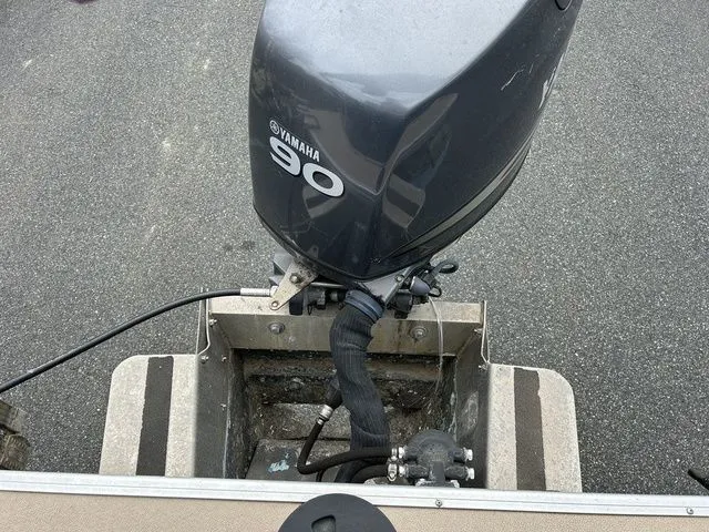 Slide: The Image of Sweetwater SW 220 2014 - 10