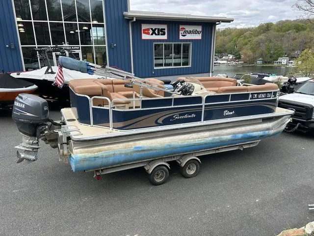 Slide: The Image of Sweetwater SW 220 2014 - 11