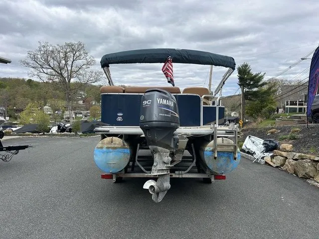 Slide: The Image of Sweetwater SW 220 2014 - 12