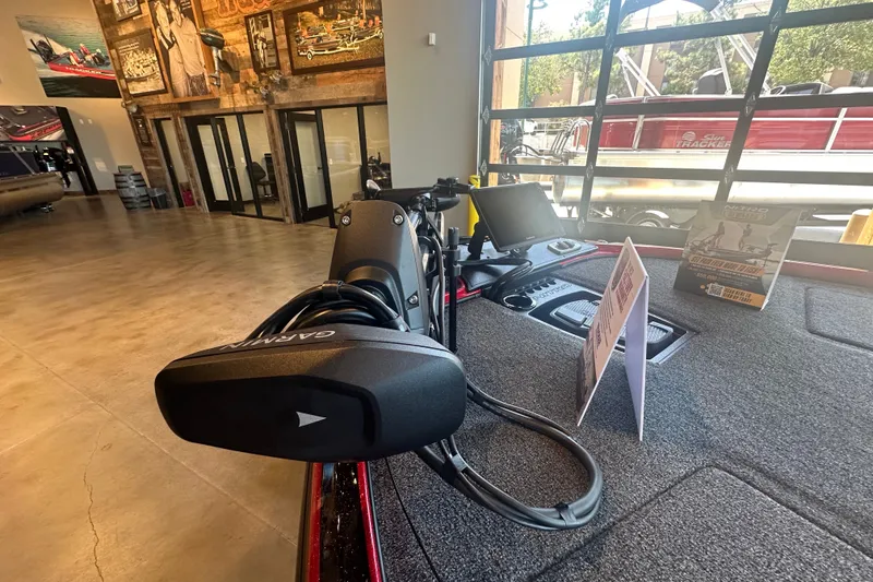 Slide: The Image of 2025 Nitro Z18 Pro boat interior with Garmin equipment in showroom. - 6