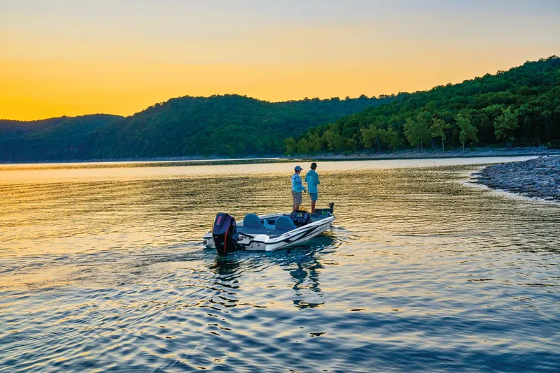 Slide: The Image of Triton 19 TrX Patriot 2025 - 56