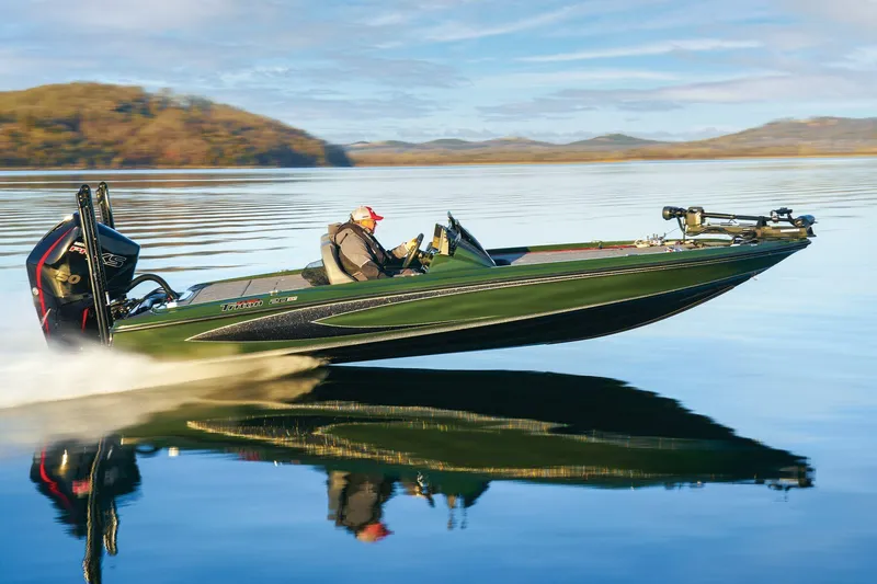 Slide: The Image of Triton 20XP Patriot 2024 - 93