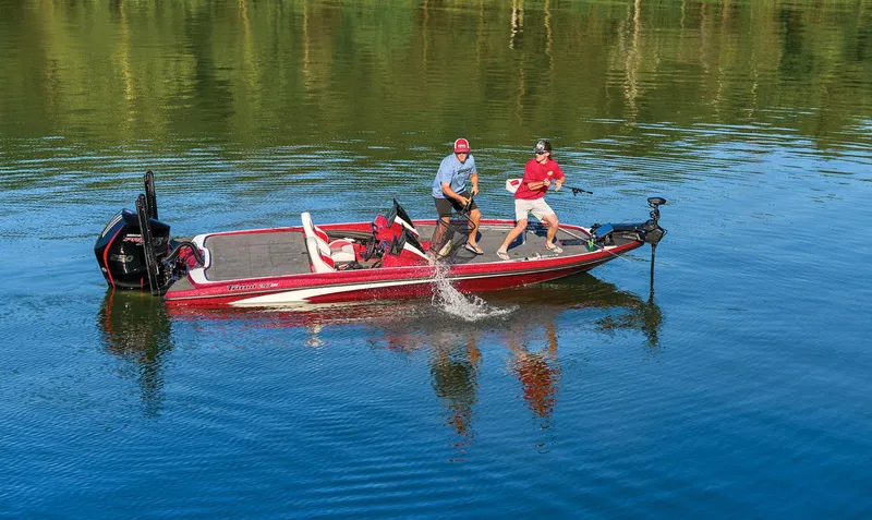 Slide: The Image of Triton 20XP Patriot 2026 - 115