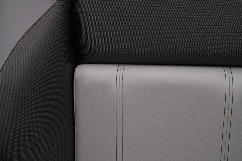 Slide: The Image of Triton 21XP Patriot 2025 - 52