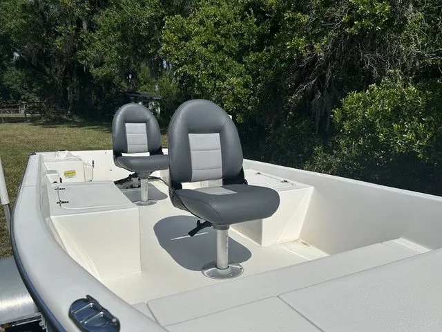 Slide: The Image of Salty Boats STUMPNOCKER 175 SKIFF TILLER 2025 - 5
