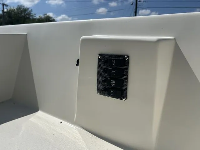 Slide: The Image of Salty Boats STUMPNOCKER 175 SKIFF TILLER 2025 - 6