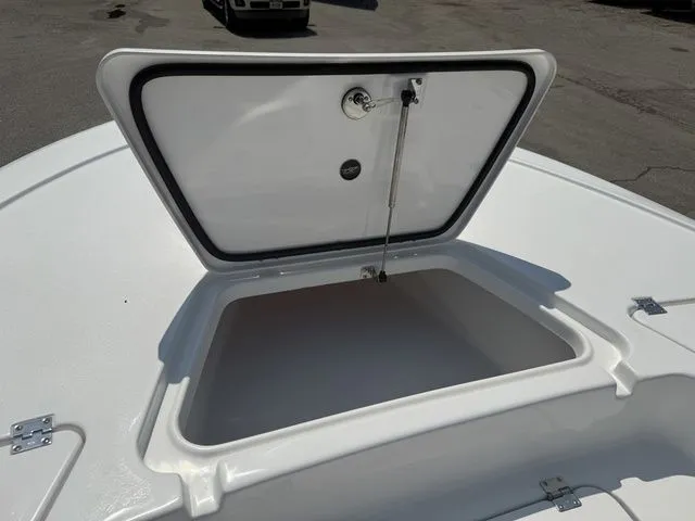 Slide: The Image of Tidewater Bay Max 2110 2026 - 12