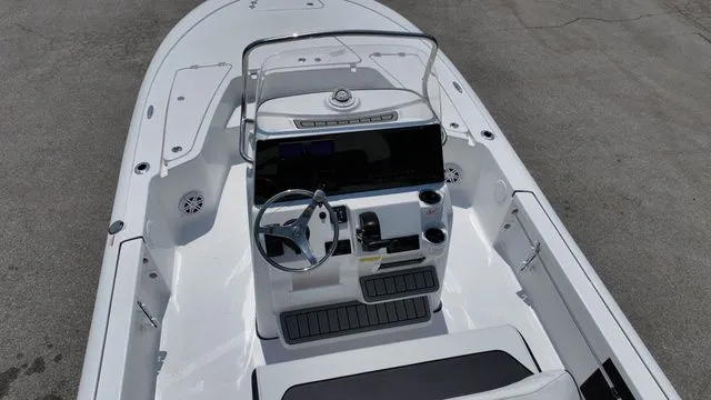 Slide: The Image of Tidewater Bay Max 2110 2026 - 9