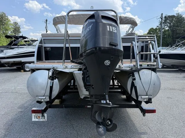 Slide: The Image of Misty Harbor 2385SG Skye SG Cruiser 2013 - 4