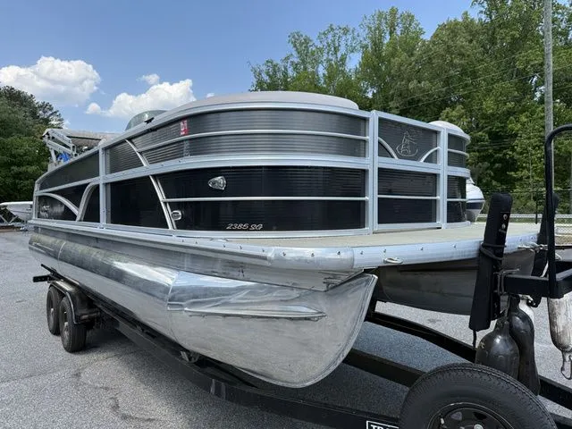 Slide: The Image of Misty Harbor 2385SG Skye SG Cruiser 2013 - 8