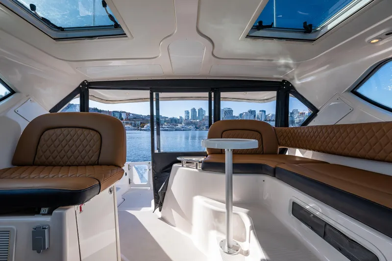 Slide: The Image of Interior of 2006 Tiara Yachts 4000 facing aft - 19