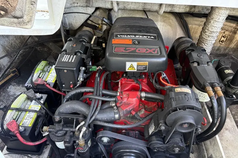 Slide: The Image of Volvo Penta 5.7 GXI engine in 2002 Cobalt 240 boat, detailed view. - 6