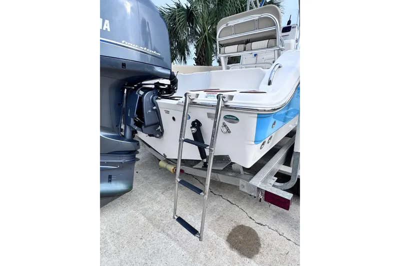 Slide: The Image of 2018 Sea Fox 206 Commander boat with Yamaha outboard motor and boarding ladder. - 35