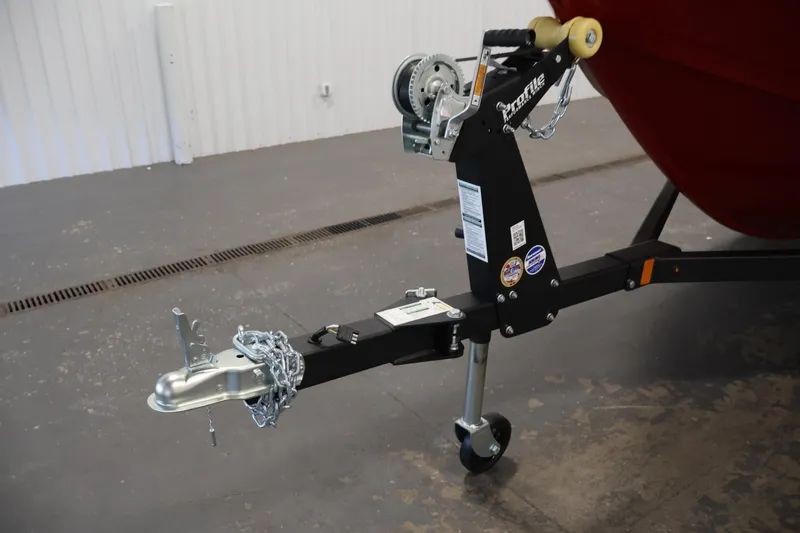 Slide: The Image of Trailer hitch of 2026 Crestliner 1650 HAWK SC boat, featuring a sturdy winch system. - 36