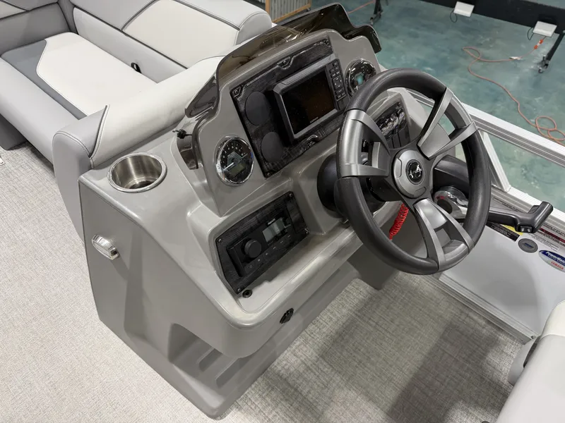 Slide: The Image of Steering console of Avalon VNT VRB21 boat, year 2026. - 7