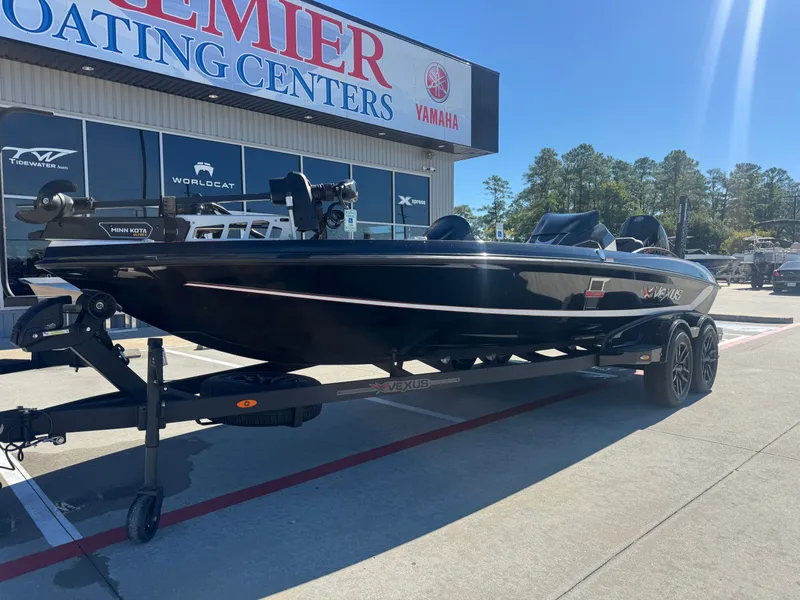 Slide: The Image of 2025 Vexus VXs21 boat at Premier Boating Center. - 3