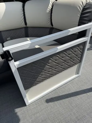 Slide: The Image of Veranda Vr235rcp 2026 boat seat with modern design. - 32