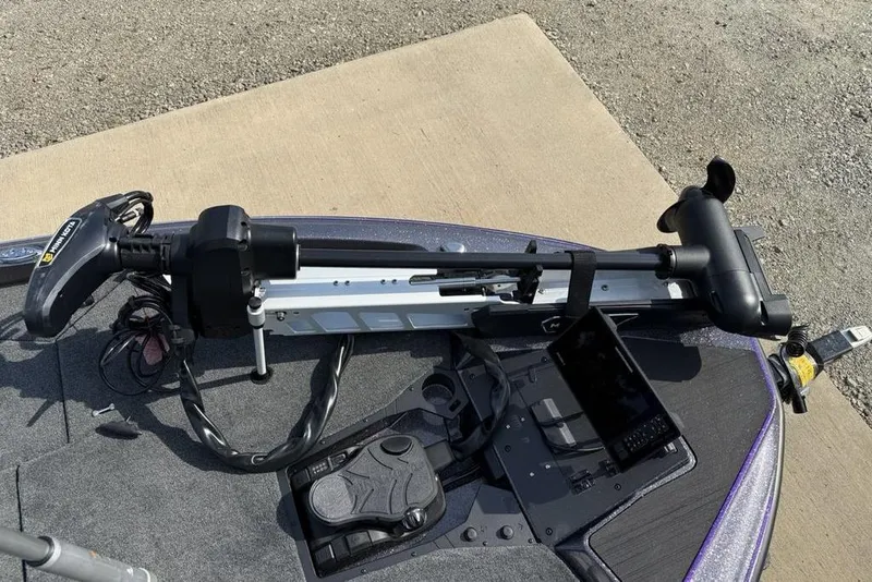 Slide: The Image of Trolling motor on a 2026 Skeeter ZXE20 boat, featuring advanced controls and sleek design. - 4