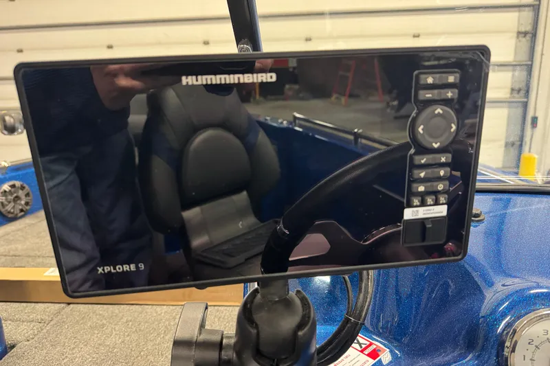 Slide: The Image of Humminbird Xplore 9 display on 2026 Nitro ZV19 Sport boat dashboard. - 16