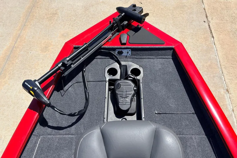 Slide: The Image of 2026 Tracker Pro Team 175 boat deck with trolling motor and seating. - 10