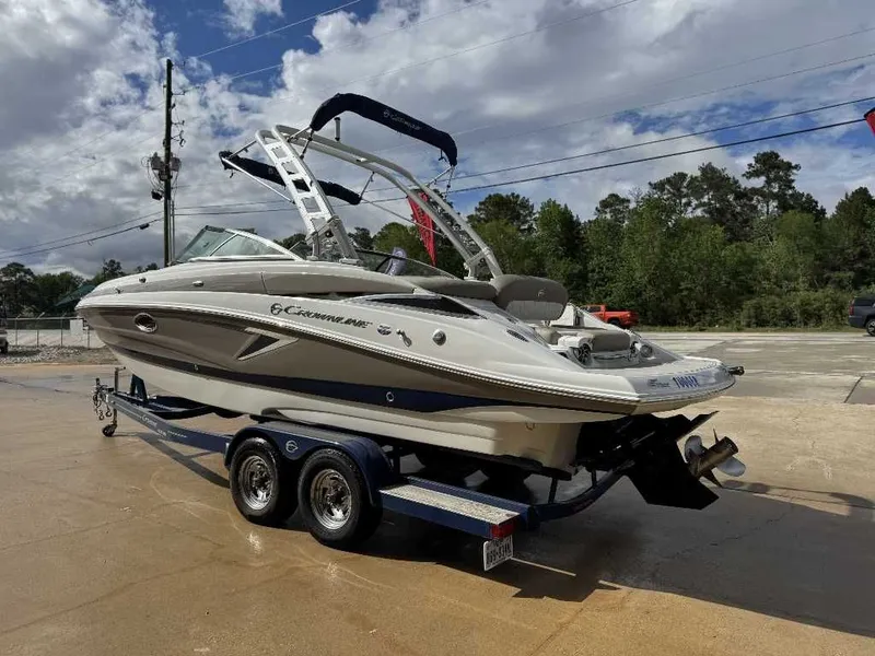 Slide: The Image of Crownline Boats Eclipse E255 2021 - 5