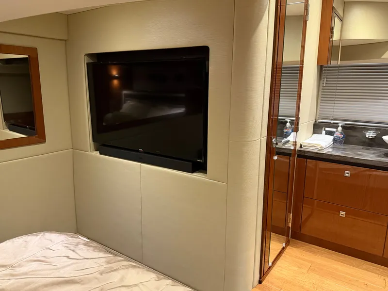 Slide: The Image of Interior of 2015 Sea Ray Sundancer 510 yacht with TV and bathroom. - 32