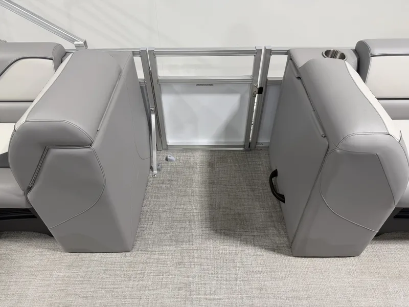 Slide: The Image of Interior of Avalon VNT VRB21 2026 with gray seating. - 8