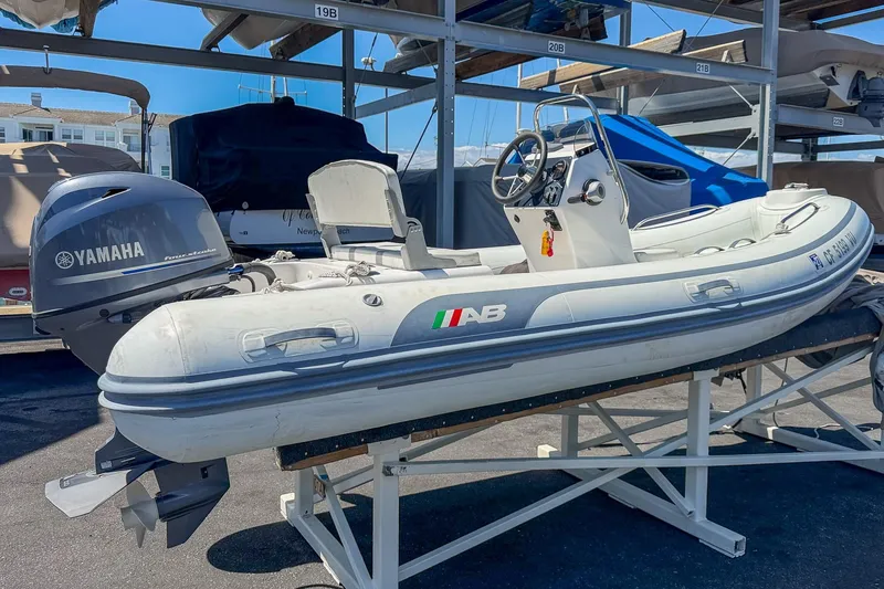 The Image of 2021 AB Inflatables Oceanus 14 VST boat with Yamaha engine on display. - 0
