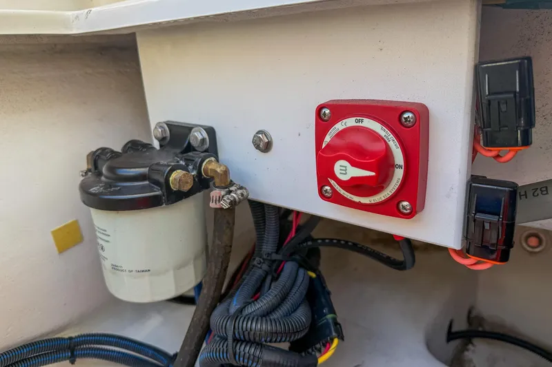 Slide: The Image of 2021 AB Inflatables Oceanus 14 VST boat battery switch and wiring setup. - 18